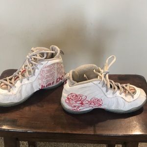 Nike sneakers boys girls 1Y